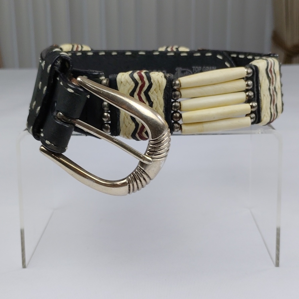 Justin Western Design Leather Womens Belt.